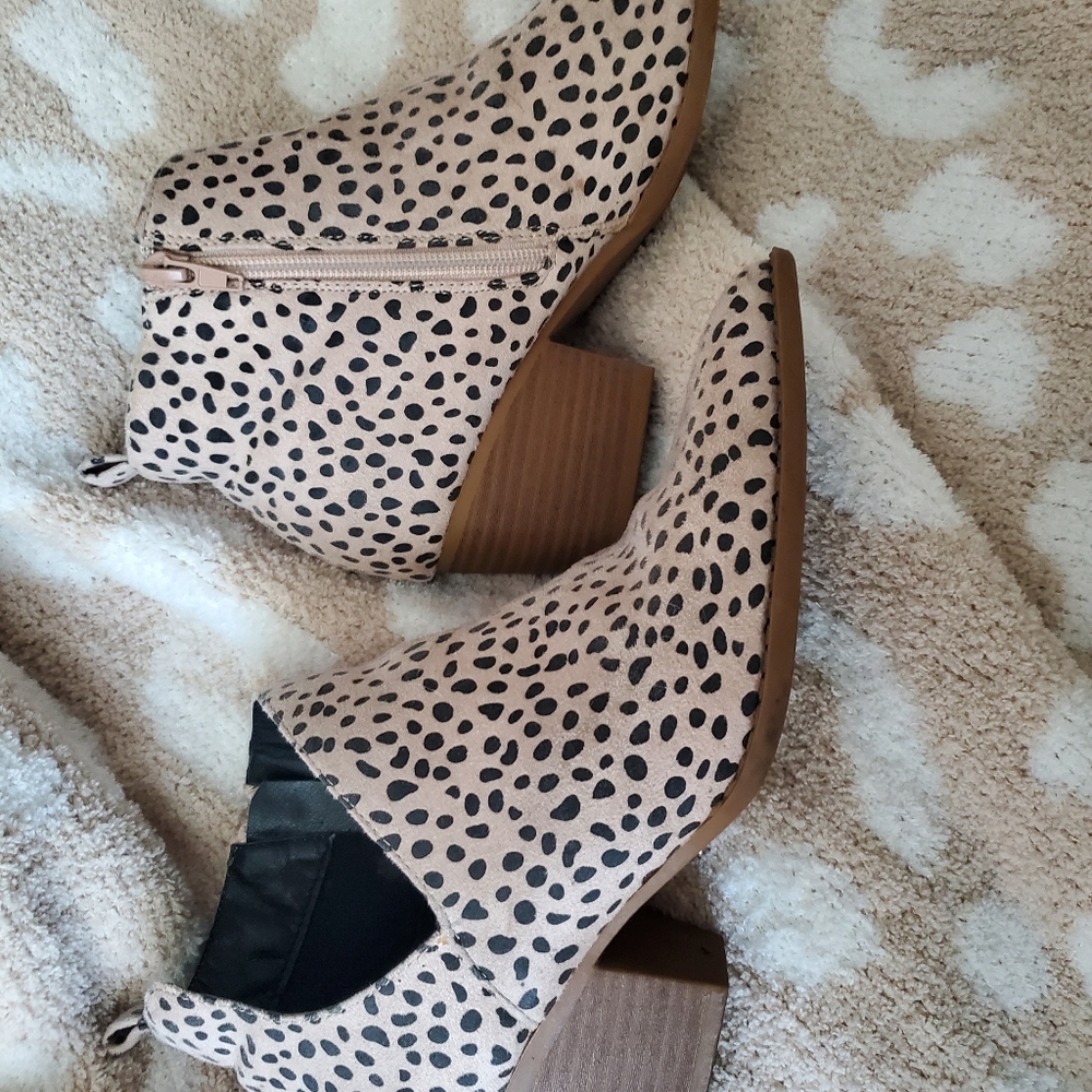 Booties - Picture 2 of 3